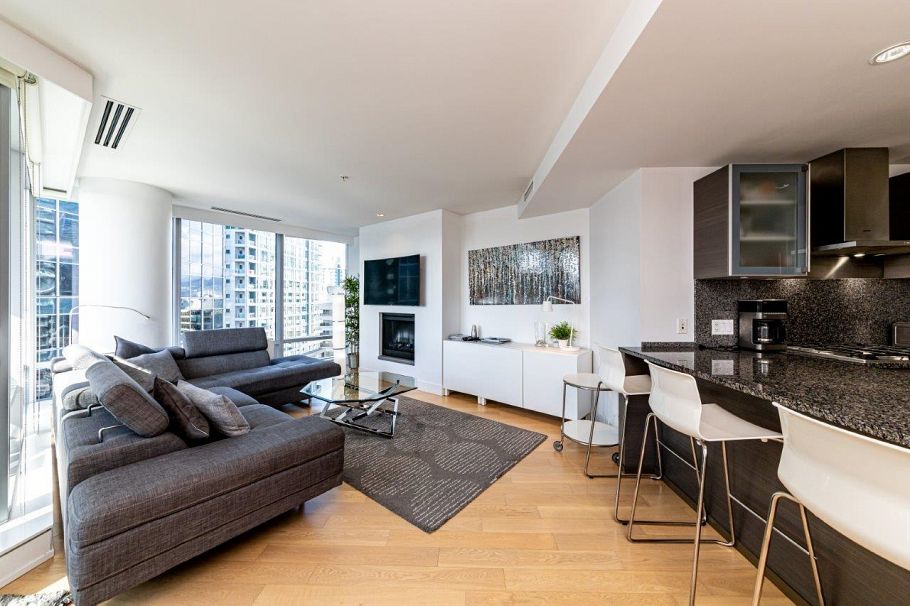 2208 1111 ALBERNI ST, Vancouver BC V6E 4V2 Vancouver, BC - 1