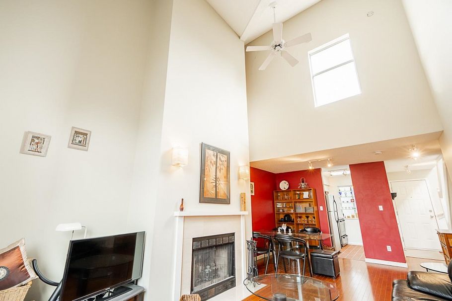 304 592 W 16th Avenue Vancouver, BC - 10