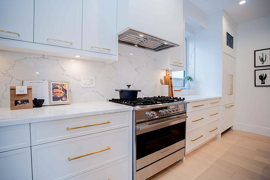 #1 2522 E 15th Avenue Vancouver, BC - 6