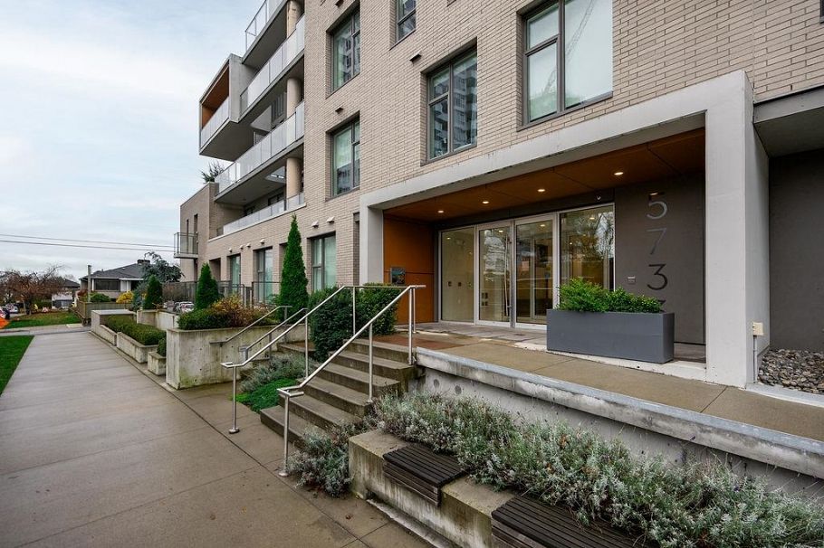 403 5733 Alberta Street Vancouver, BC - 2