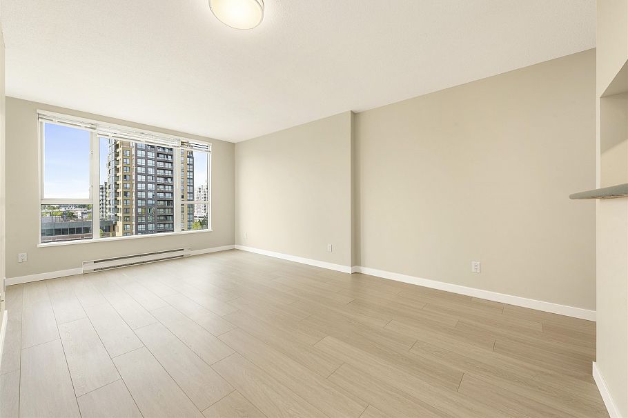 905 5189 Gaston Street Vancouver, BC - 1
