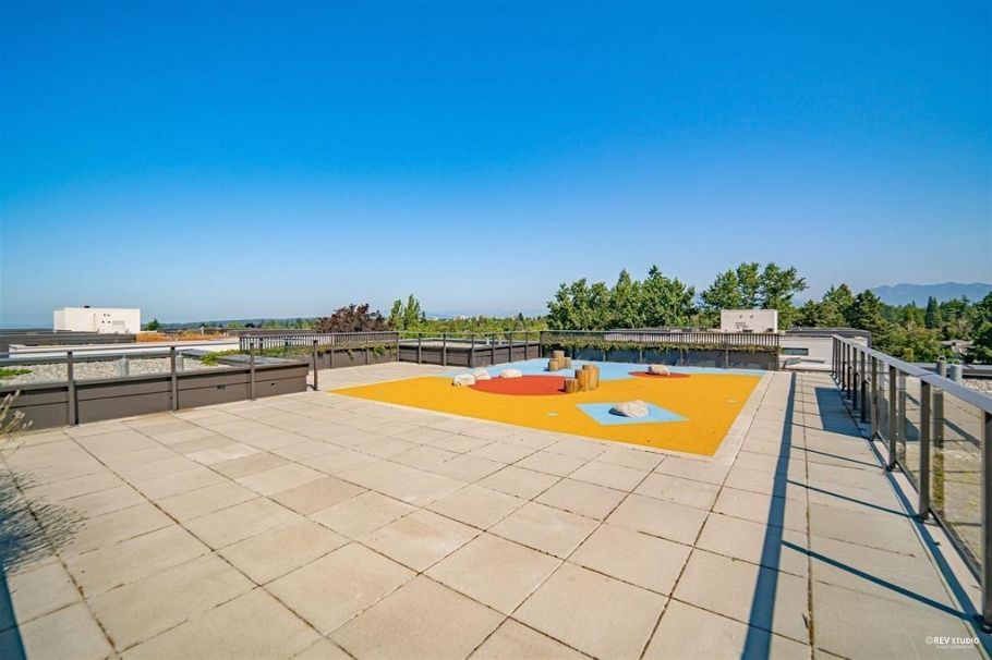 309 7128 Adera Street Vancouver, BC - 7