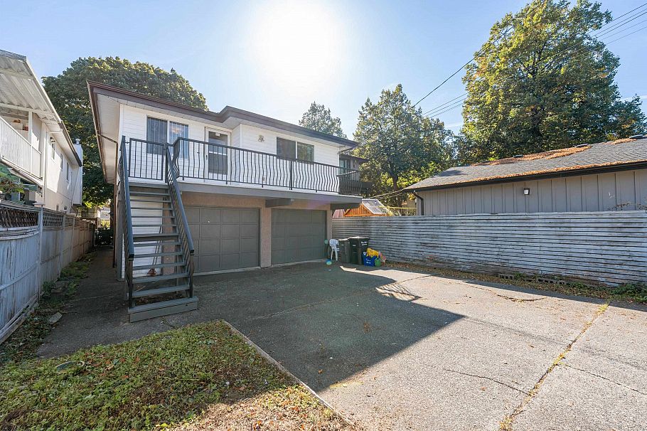 511 E 19th Avenue Vancouver, BC - 31