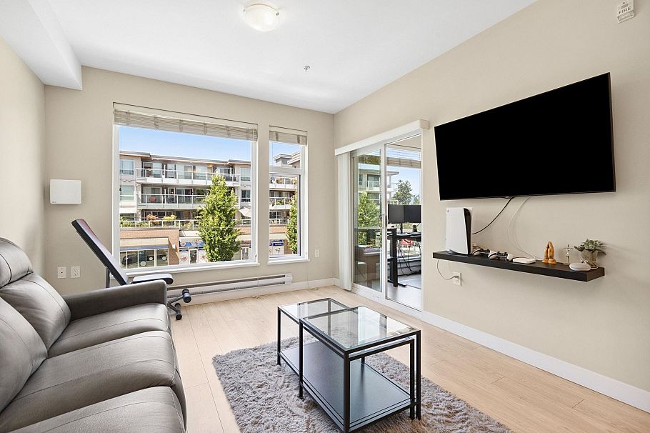 218 1838 Renfrew Street Vancouver, BC - 9