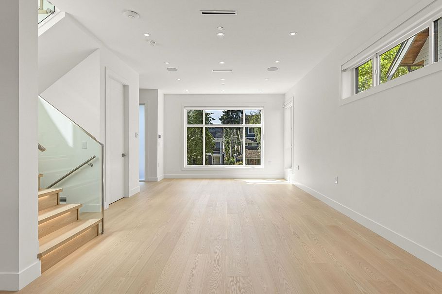 2565 W 2nd Avenue Vancouver, BC - 7