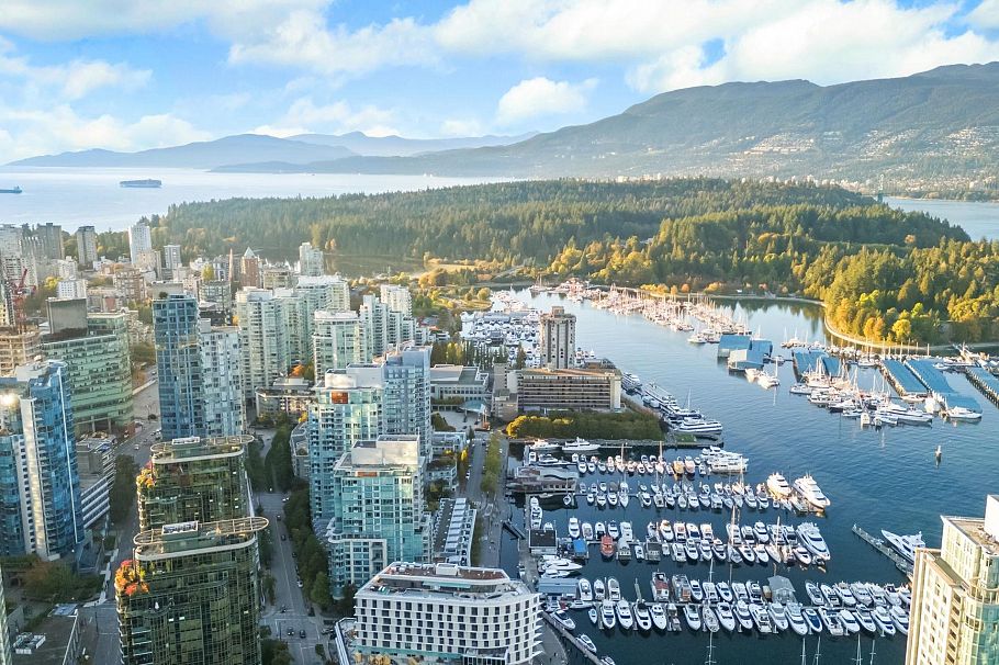 3802 1189 Melville Street Vancouver, BC - 1