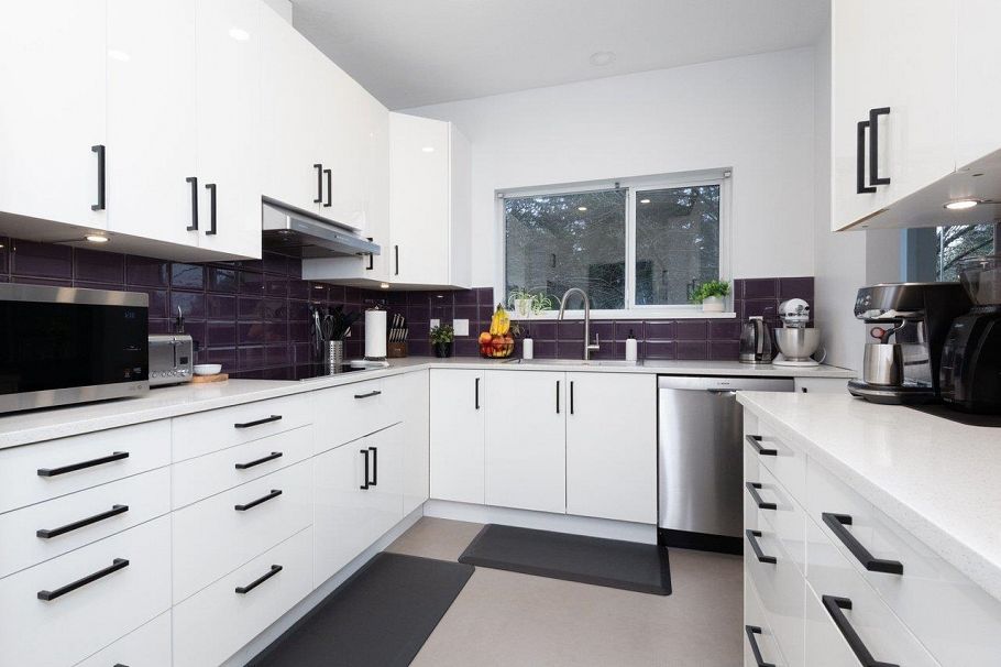 308 1283 Parkgate Avenue North Vancouver, BC - 23