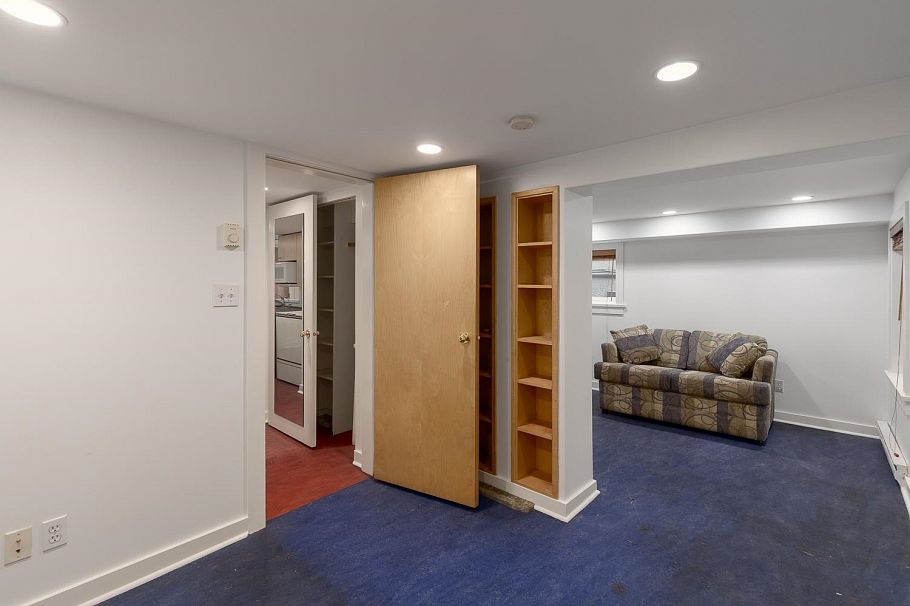 2025 Charles Street Vancouver, BC - 32