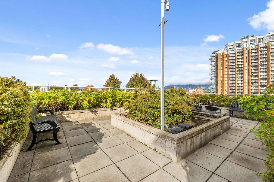 2727 Sophia Street Vancouver, BC - 32