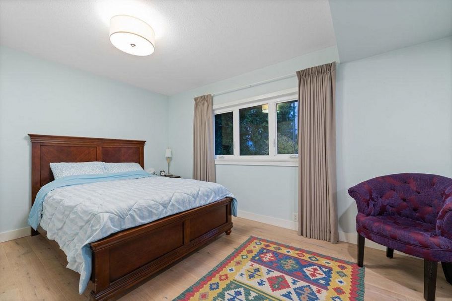 1436 Grand Boulevard North Vancouver, BC - 17