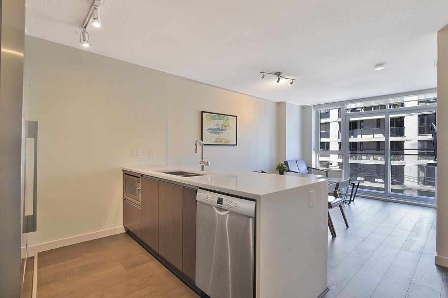 704 1009 HARWOOD STREET, Vancouver BC V6Z 1Z7 Vancouver, BC - 8