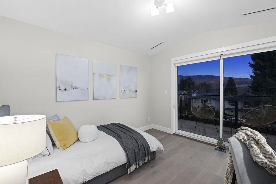 3073 Fromme Road North Vancouver, BC - 25