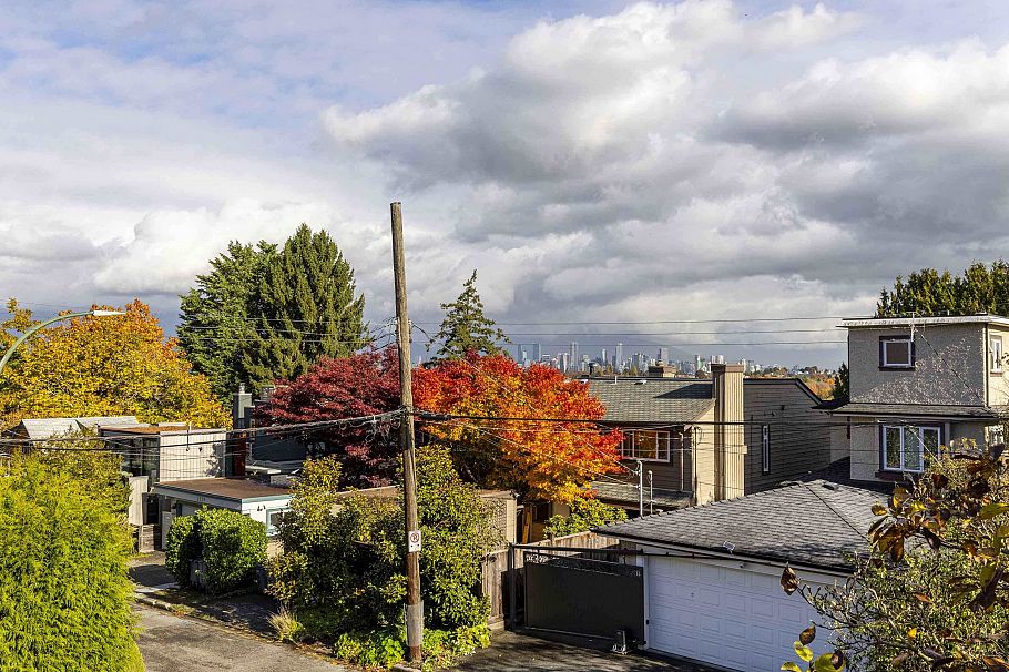 3555 Quadra Street Vancouver, BC - 25