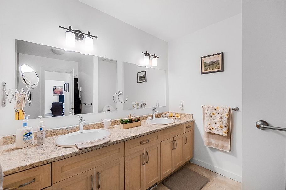 815 E 29th Street North Vancouver, BC - 34