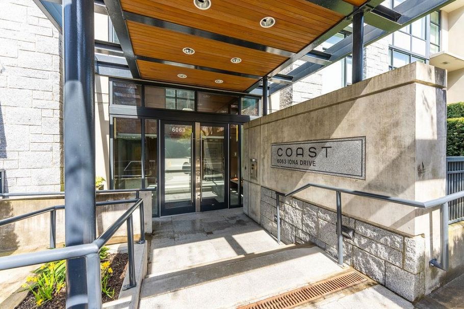 TH 16 6063 Iona Drive Vancouver, BC - 33