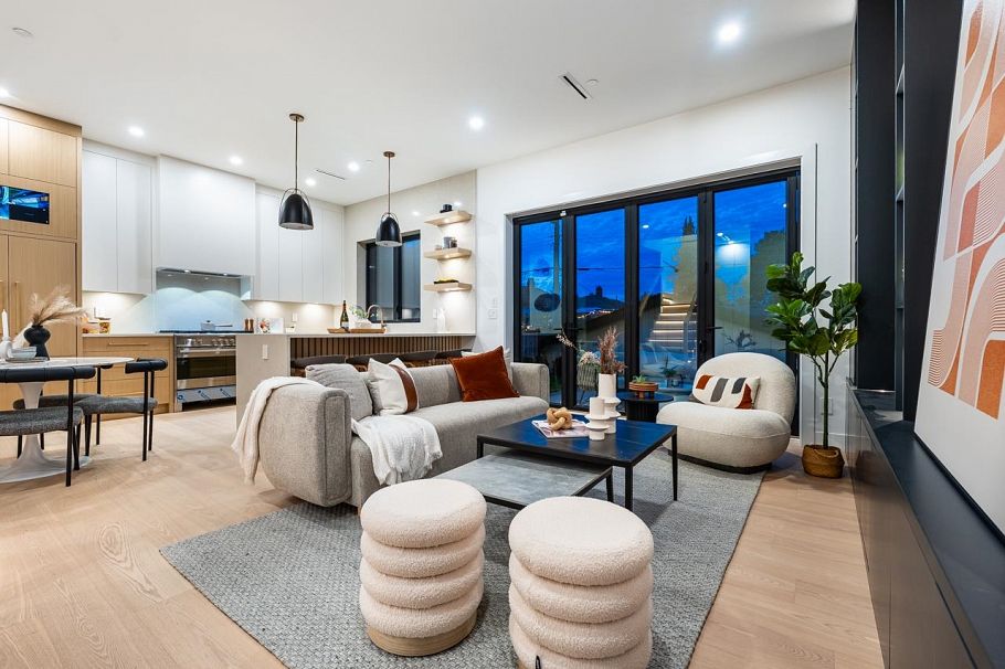 4675 St. George Street Vancouver, BC - 13