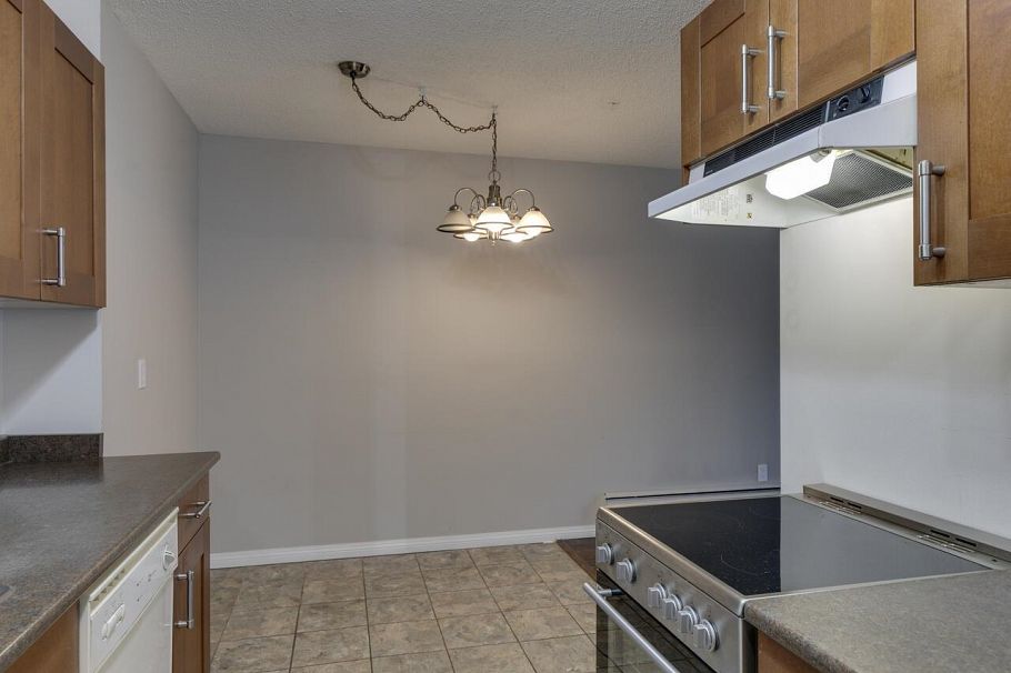 208 275 W 2nd Street North Vancouver, BC - 7