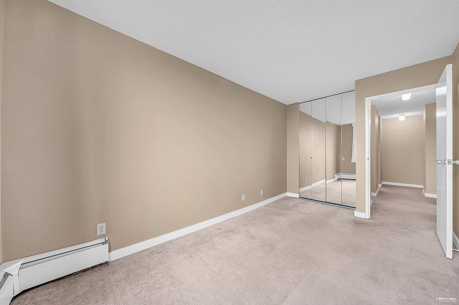 1602 2016 Fullerton Avenue North Vancouver, BC - 21