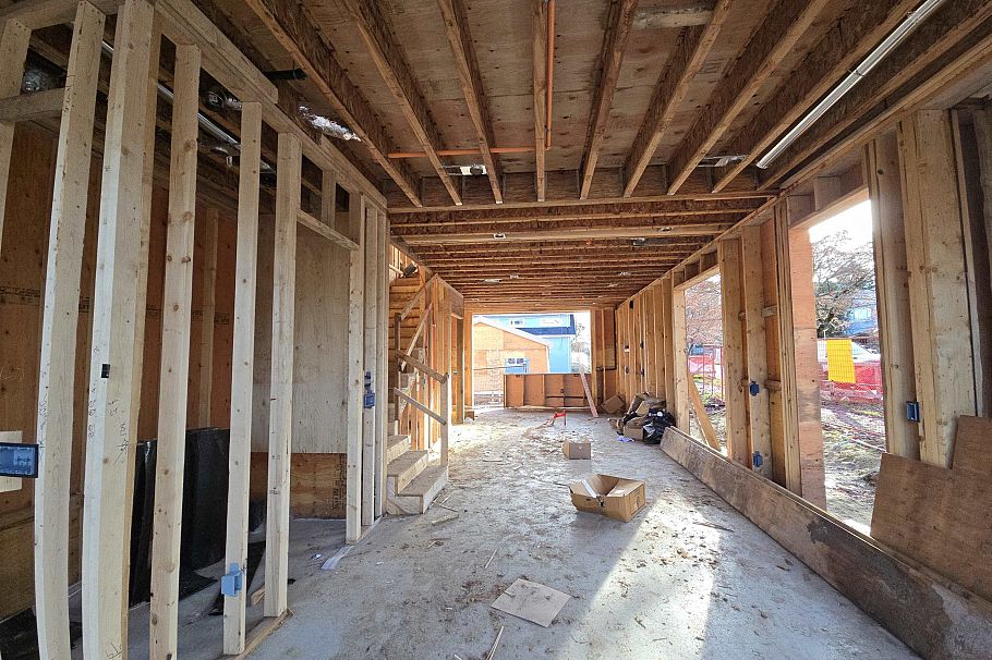 98 W 37th Avenue Vancouver, BC - 18