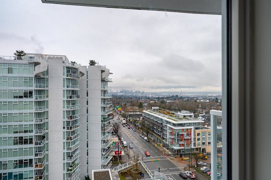 1601 2220 Kingsway Vancouver, BC - 23