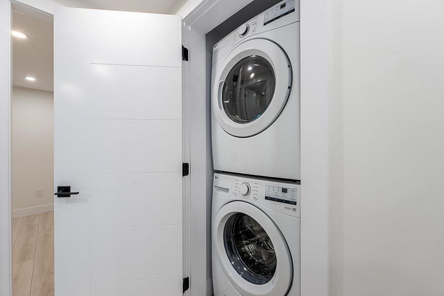 531 Greenway Avenue North Vancouver, BC - 36