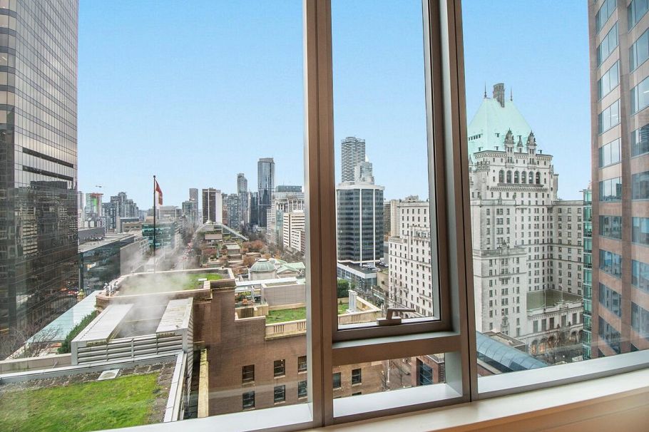 1701 667 Howe Street Vancouver, BC - 20