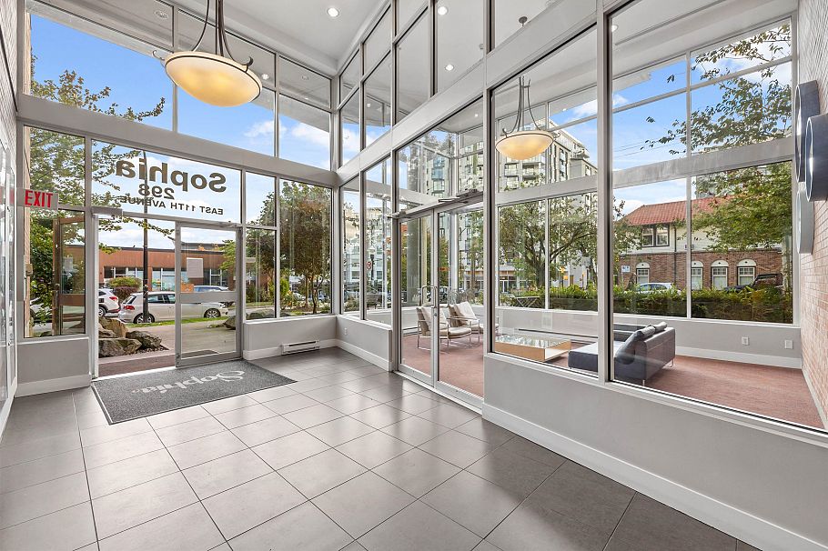 2727 Sophia Street Vancouver, BC - 24