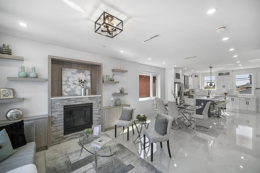 2790 E 49th Avenue Vancouver, BC - 7