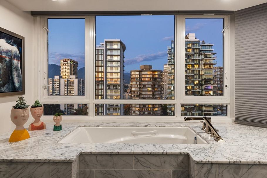 1601 1236 Bidwell Street Vancouver, BC - 27