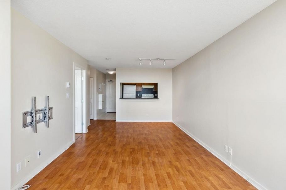 1606 3663 CROWLEY DRIVE, Vancouver BC V5R 6H4 Vancouver, BC - 14