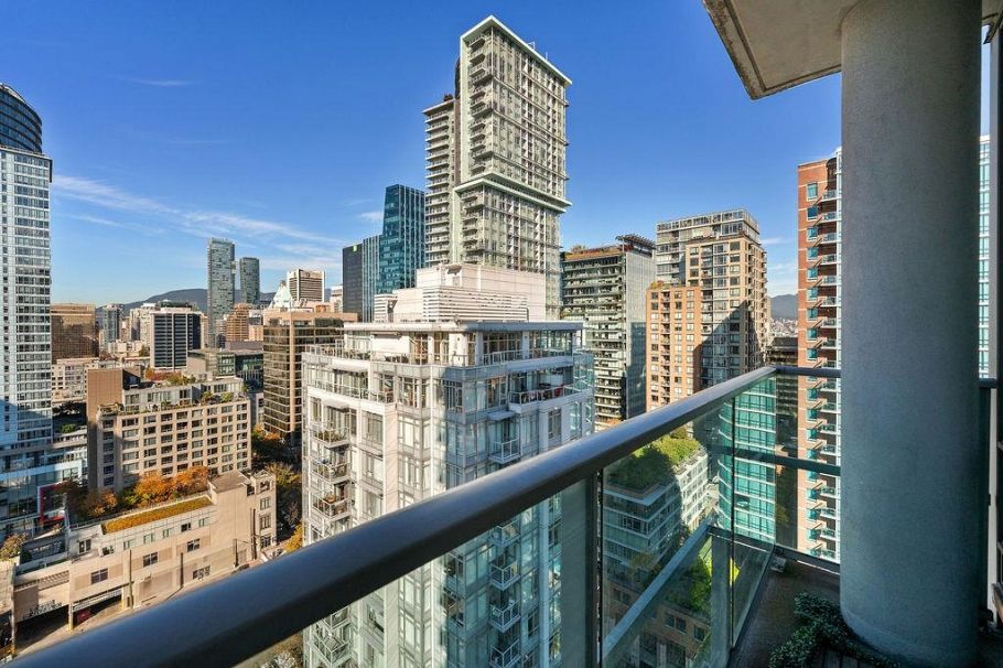 2301 833 Homer Street Vancouver, BC - 12