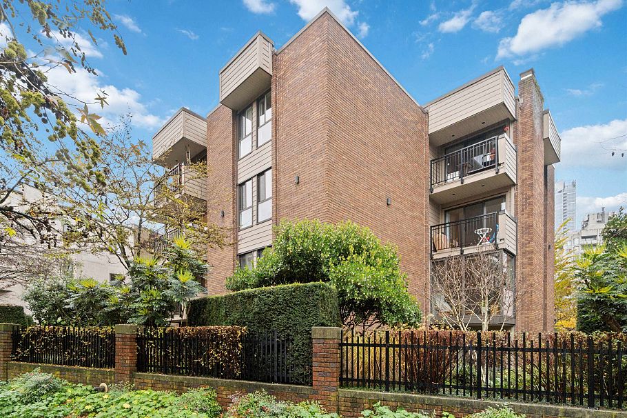 405 1157 Nelson Street Vancouver, BC - 22