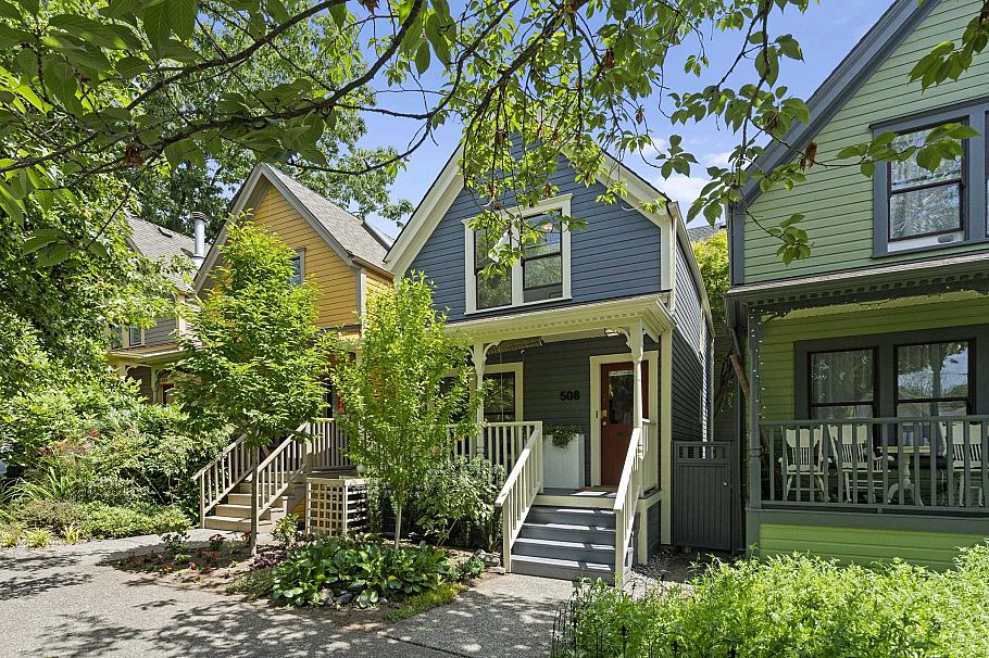 508 Hawks Avenue Vancouver, BC - 1