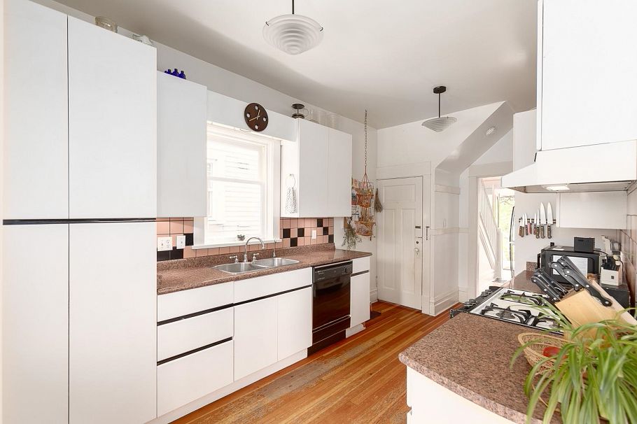 2025 Charles Street Vancouver, BC - 15