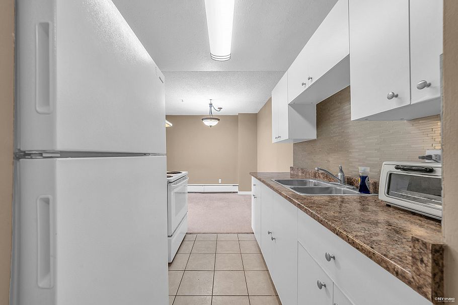 1602 2016 Fullerton Avenue North Vancouver, BC - 15