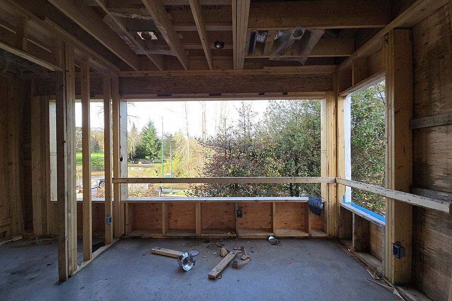 98 W 37th Avenue Vancouver, BC - 25