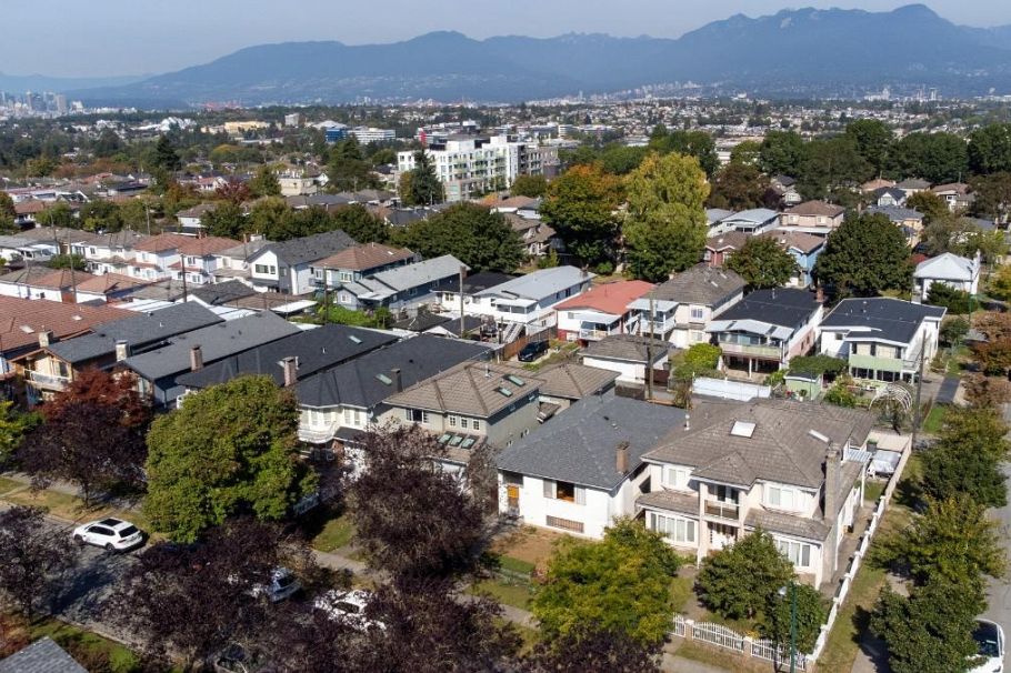 3391 E 25th Avenue Vancouver, BC - 34