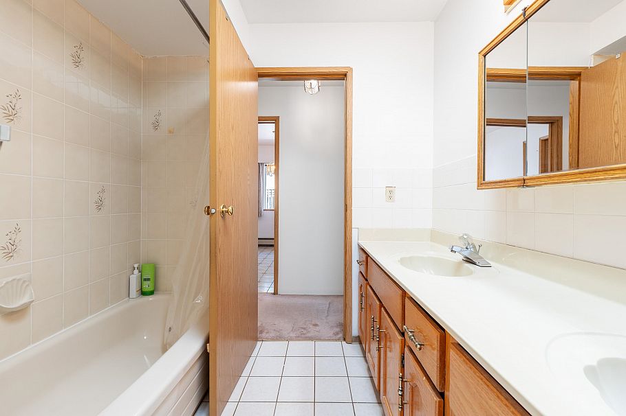 511 E 19th Avenue Vancouver, BC - 14