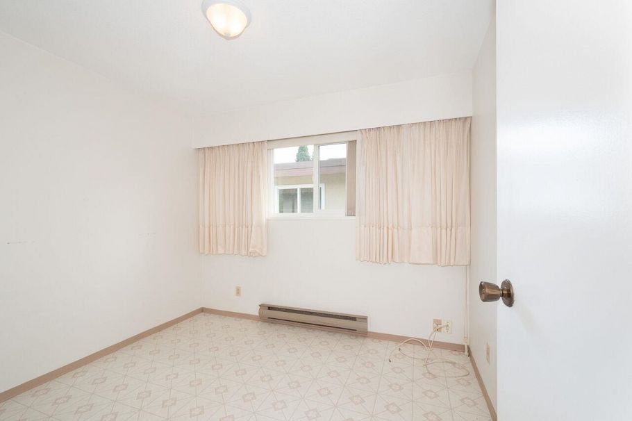 2155 W 15th Avenue Vancouver, BC - 30