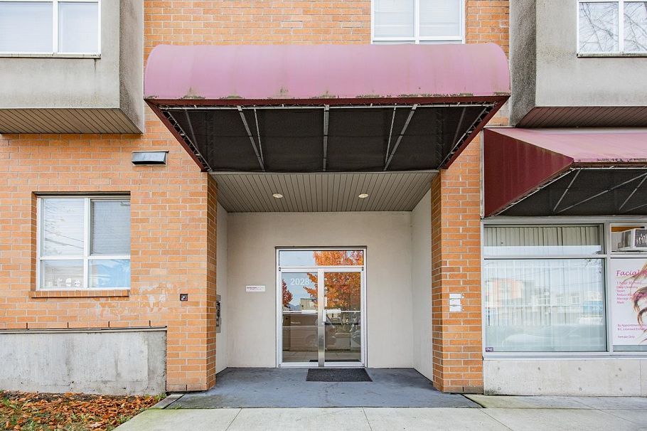 305 2028 E 37th Avenue Vancouver, BC - 19