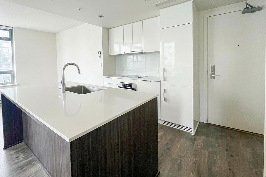 2207 1308 Hornby Street Vancouver, BC - 5