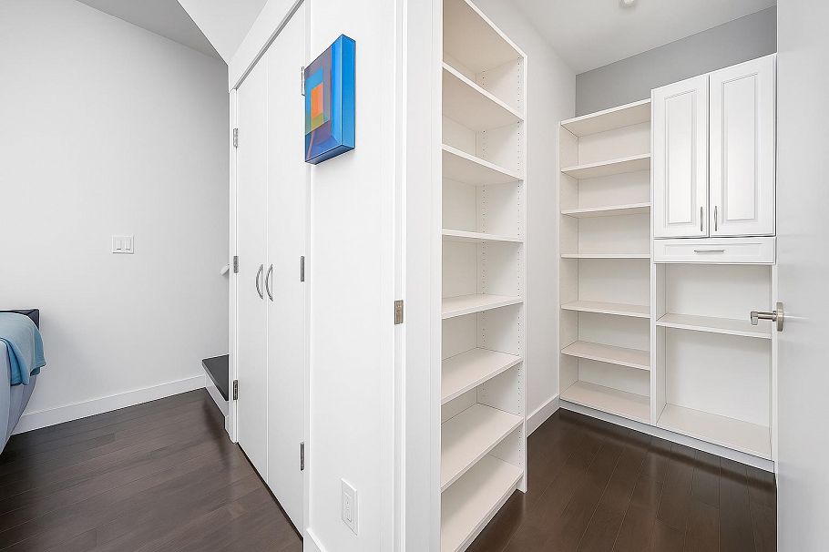 983 Richards Street Vancouver, BC - 19