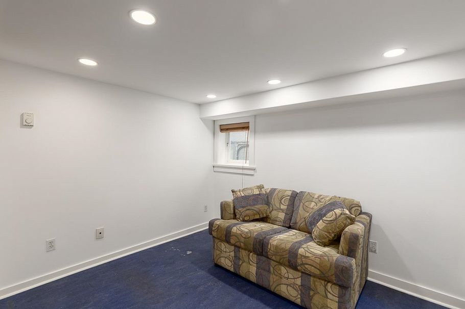 2025 Charles Street Vancouver, BC - 33