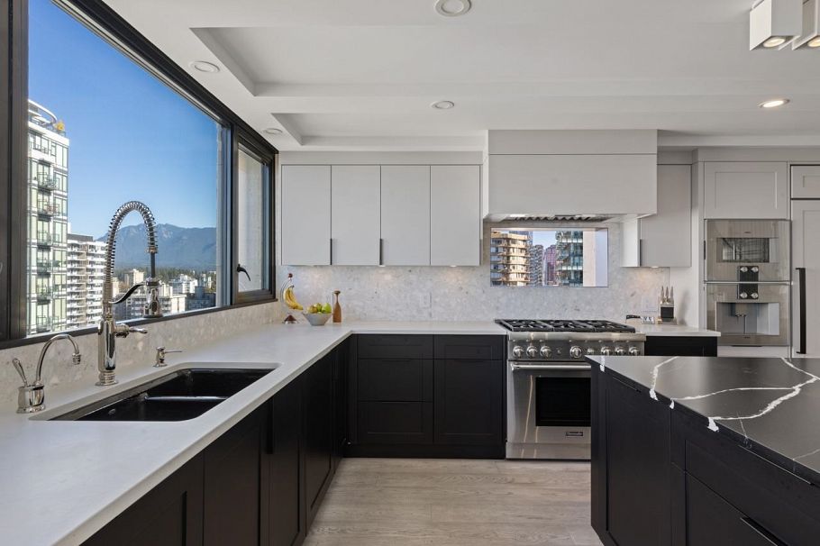 1601 1236 Bidwell Street Vancouver, BC - 11