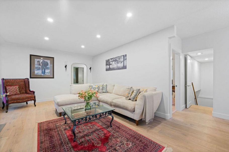 1436 Grand Boulevard North Vancouver, BC - 5