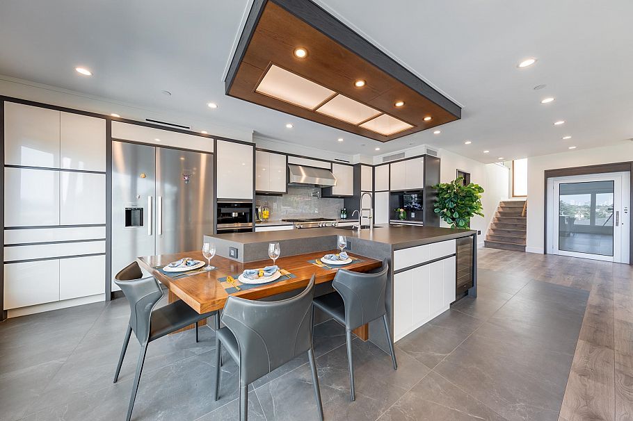 2863 W King Edward Avenue Vancouver, BC - 17