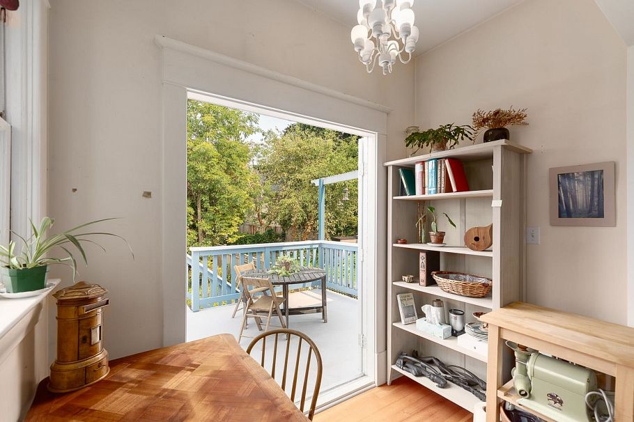 2025 Charles Street Vancouver, BC - 13