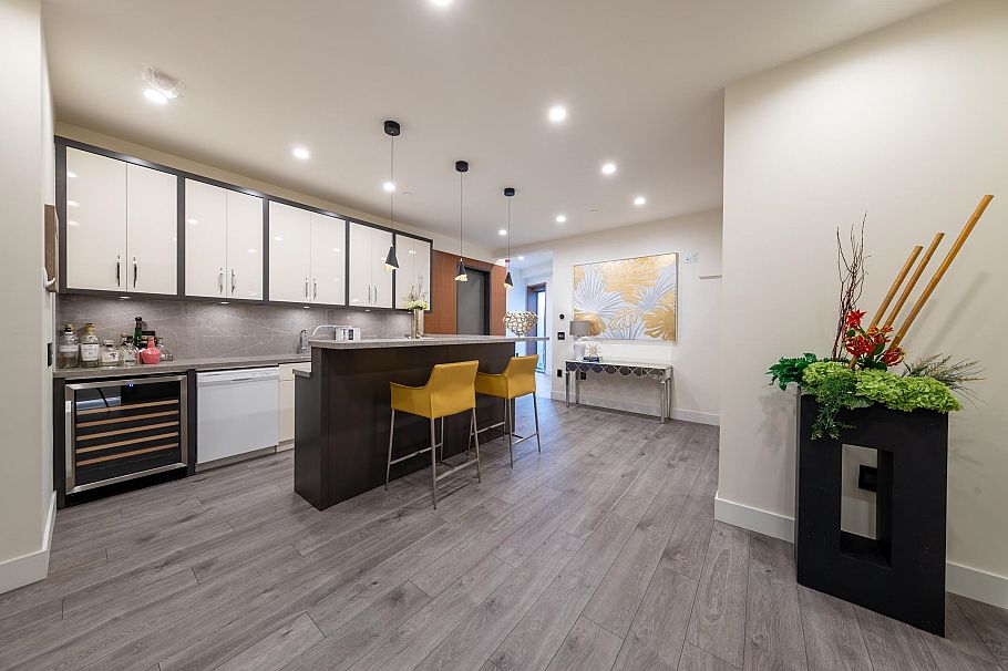 2863 W King Edward Avenue Vancouver, BC - 27