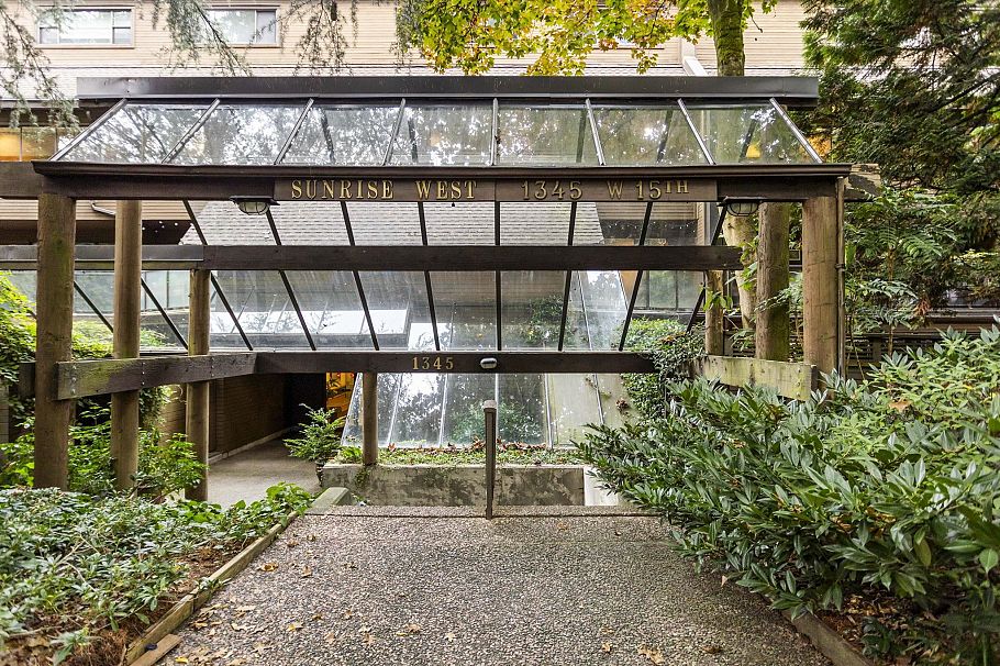 204 1345 W 15th Avenue Vancouver, BC - 19