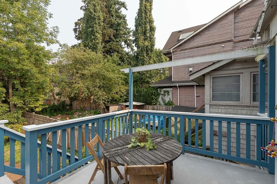 2025 Charles Street Vancouver, BC - 19